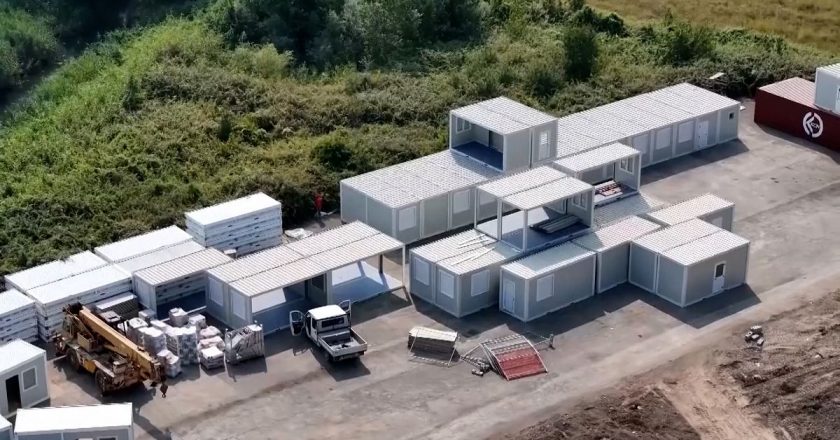 Arnavutluk, İtalya adına binlerce mülteciye ev sahipliği yapmaya hazırlanıyor