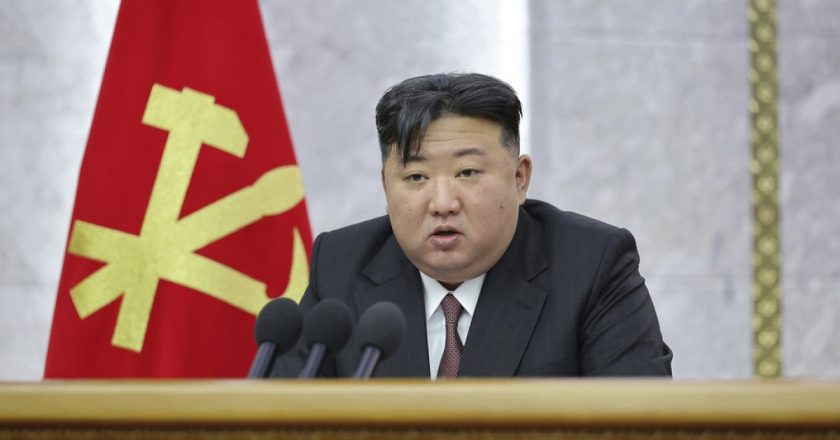 Kim Jong Un, Kore Savaşı’nda ateşkesin 71’inci yıl dönümünü kutladı