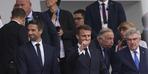 Olimpiyatlara damga vuran an: Fransa Cumhurbaşkanı Macron ile o kişinin samimi selamlaşması!