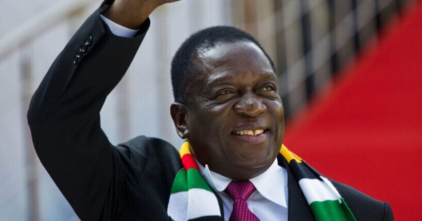 Bir zamanlar idam cezasına çarptırılan Zimbabve Devlet Başkanı Emmerson Mnangagwa, idam cezasını kaldırdı.