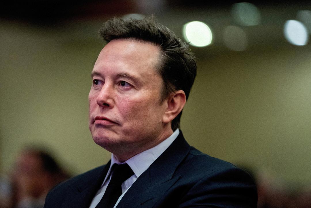 2024-12-28T140108Z_680432143_RC2F4BAV2KK6_RTMODP_3_GEMANY-MUSK