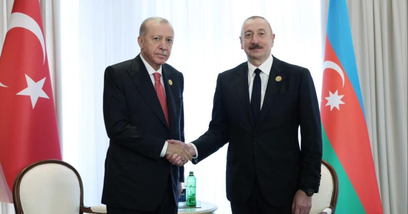 Cumhurbaşkanı Erdoğan, Azerbaycan Cumhurbaşkanı Aliyev ile görüştü.
