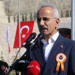 Türkiye’nin dört bir yanını yüksek standartlı yollarla donattık