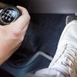 Manuel Vites Kullanıcıları Dikkat! Debriyajda Beklemek Motoru Zayıflatıyor